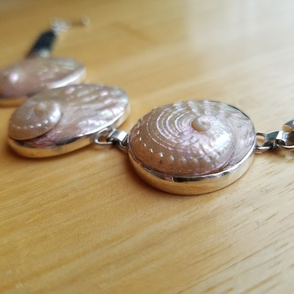 Stunning Statement Handmade Seashell Leather & 925 Silver Bracelet Adjustable - Picture 3 of 6